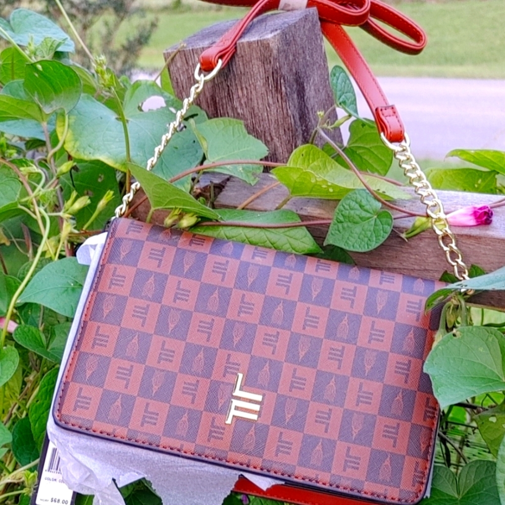 London Fog purse